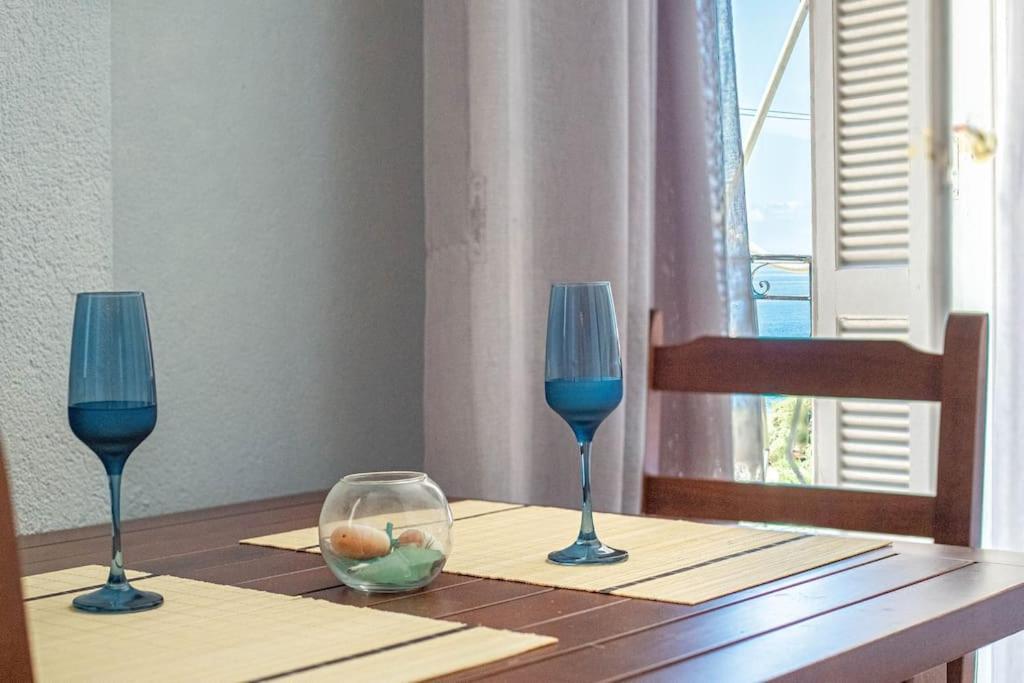Blue Maraci 2 - Sea View, Kitchen, Beach Access Apartment Himare Ngoại thất bức ảnh
