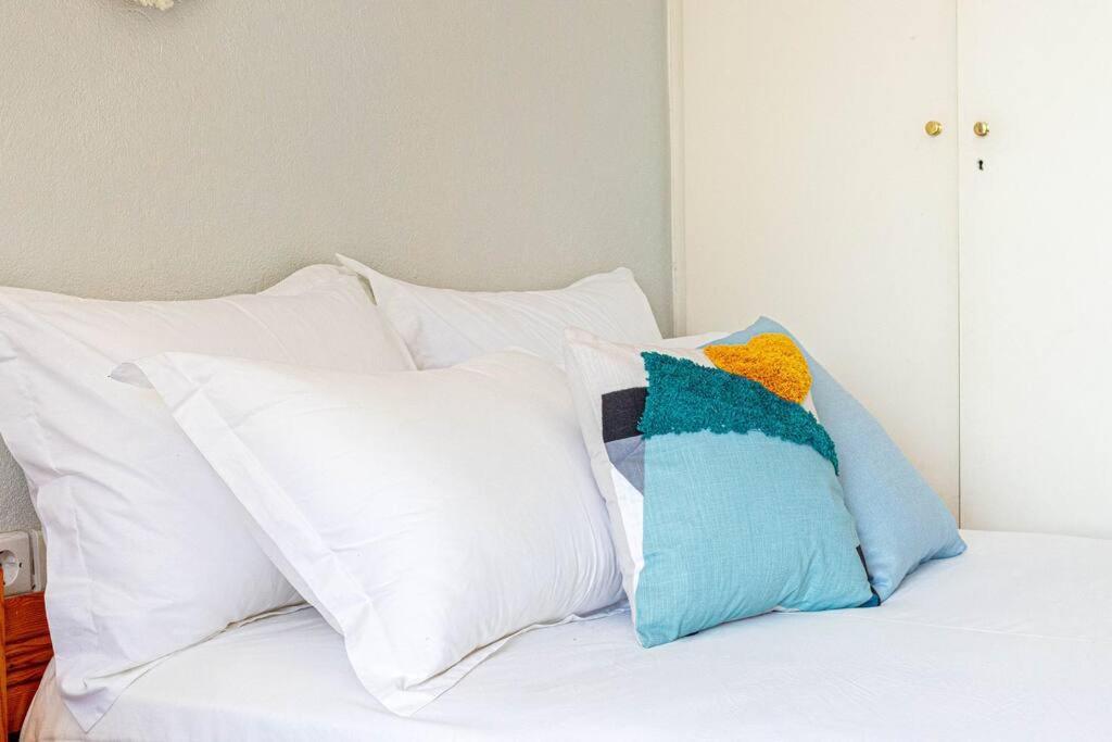 Blue Maraci 2 - Sea View, Kitchen, Beach Access Apartment Himare Ngoại thất bức ảnh
