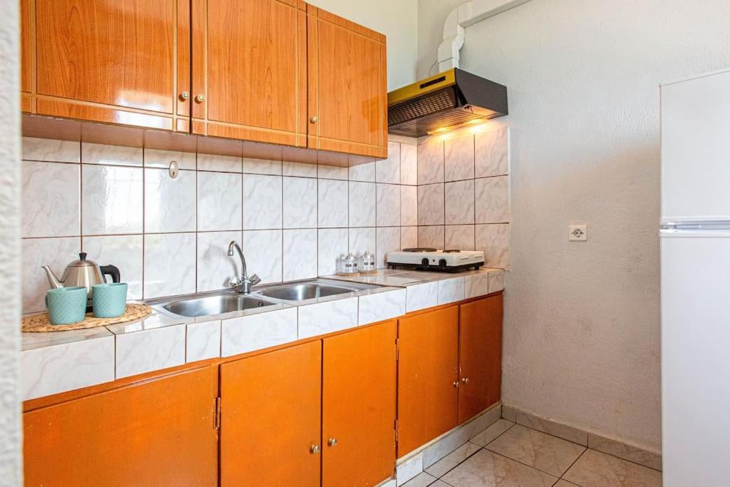 Blue Maraci 2 - Sea View, Kitchen, Beach Access Apartment Himare Ngoại thất bức ảnh